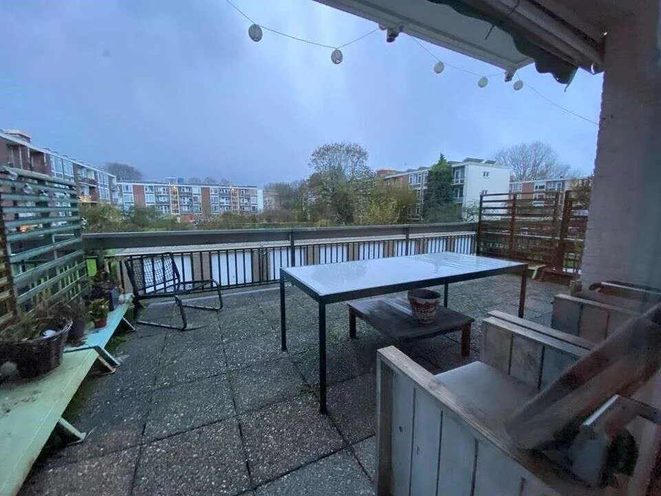 Foto van de Appartement gelegen aan de Arent Janszoon Ernststraat in Amsterdam