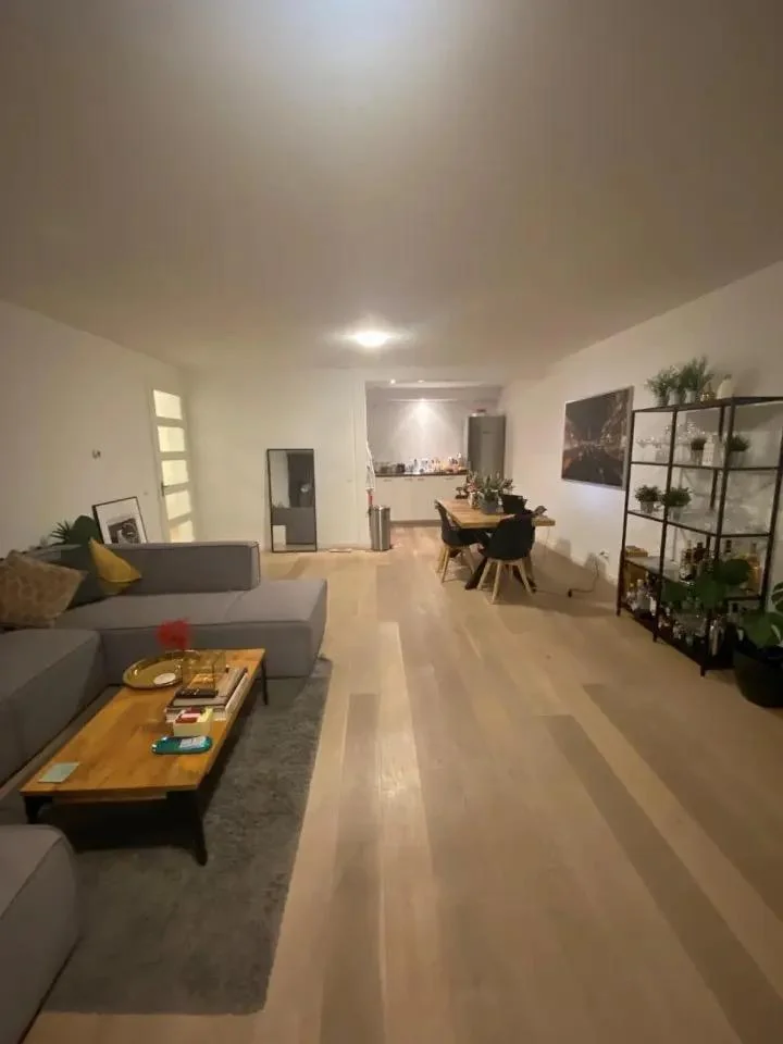 Foto van de Kamer gelegen aan de Hoofdweg in Amsterdam