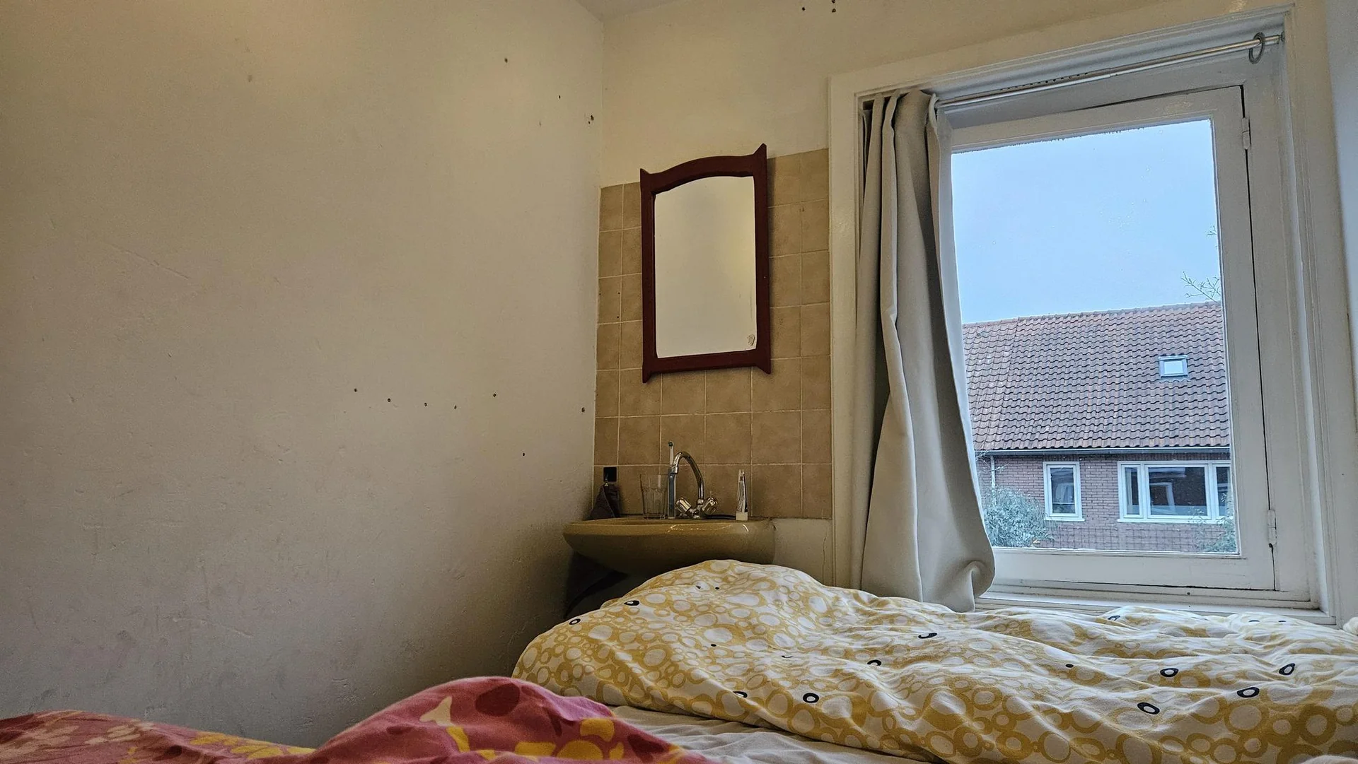 Foto van de Kamer gelegen aan de Bergen op Zoomstraat in Eindhoven