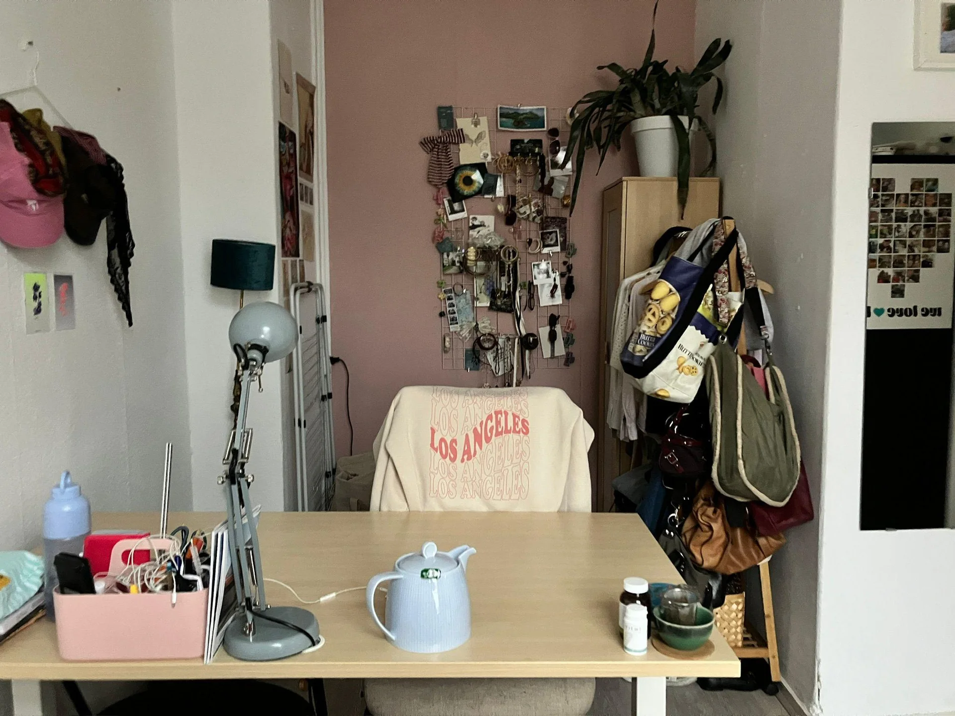 Foto van de Kamer gelegen aan de Gysbert Japicxstraat in Leeuwarden