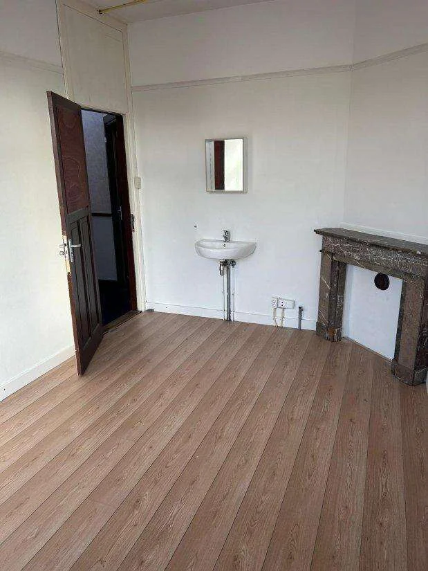 Foto van de Kamer gelegen aan de Lijsterbesstraat in Den Haag