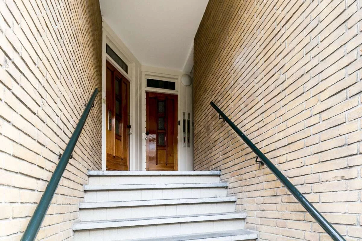 Foto van de Appartement gelegen aan de Elegaststraat in Amsterdam
