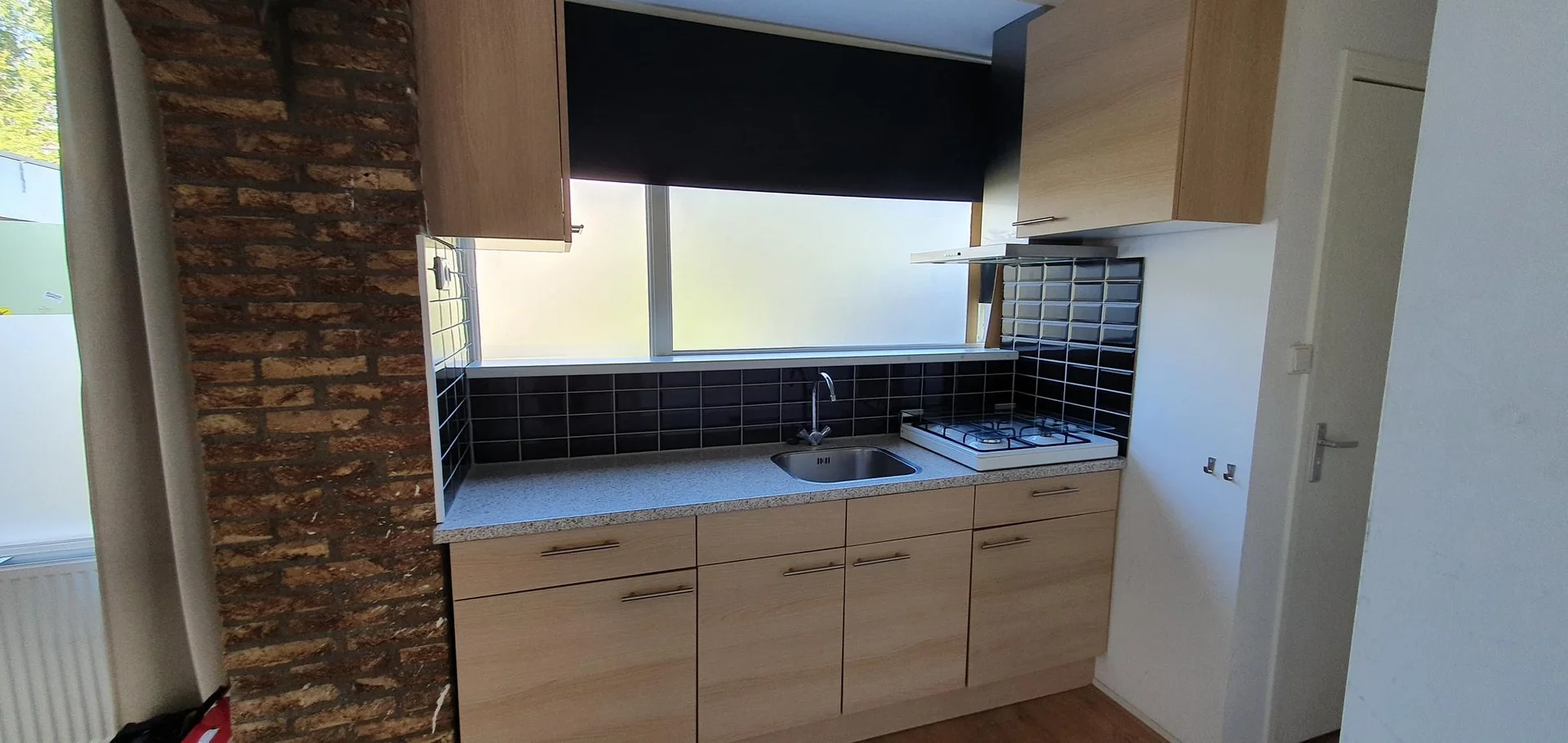 geblurde versie van de foto als achtergrond