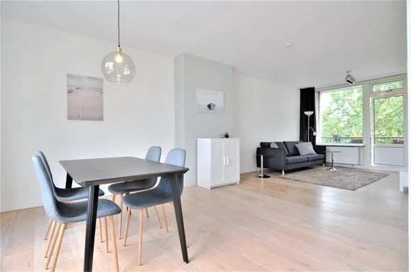Foto van de Appartement gelegen aan de Valkhof in Amsterdam
