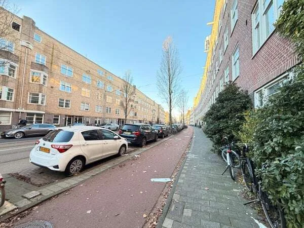 Foto van de Appartement gelegen aan de Admiraal De Ruijterweg in Amsterdam