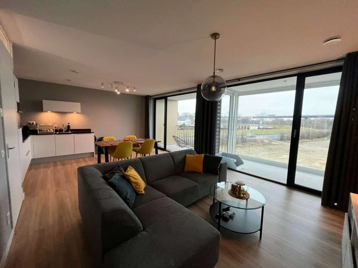 Foto van de Appartement gelegen aan de Pampuskade in Rotterdam