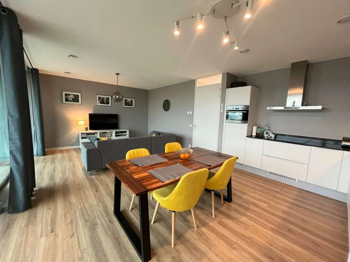 Foto van de Appartement gelegen aan de Pampuskade in Rotterdam