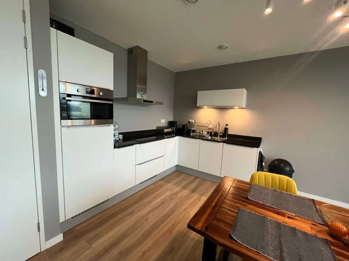 Foto van de Appartement gelegen aan de Pampuskade in Rotterdam