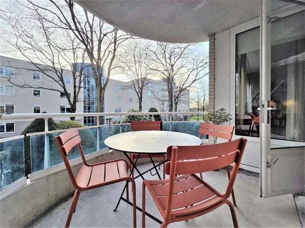 Foto van de Appartement gelegen aan de Krooswijkhof in Amsterdam