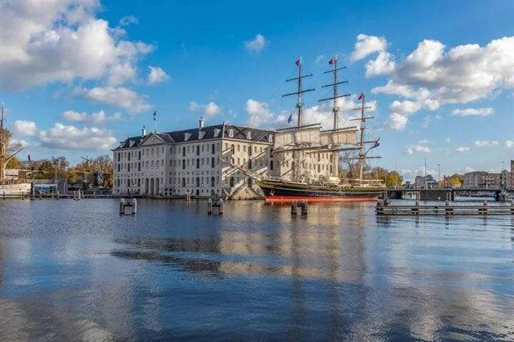Foto van de Appartement gelegen aan de Zeeburgerdijk in Amsterdam