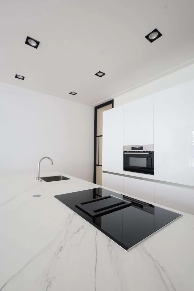 Foto van de Appartement gelegen aan de Van Eeghenstraat in Amsterdam