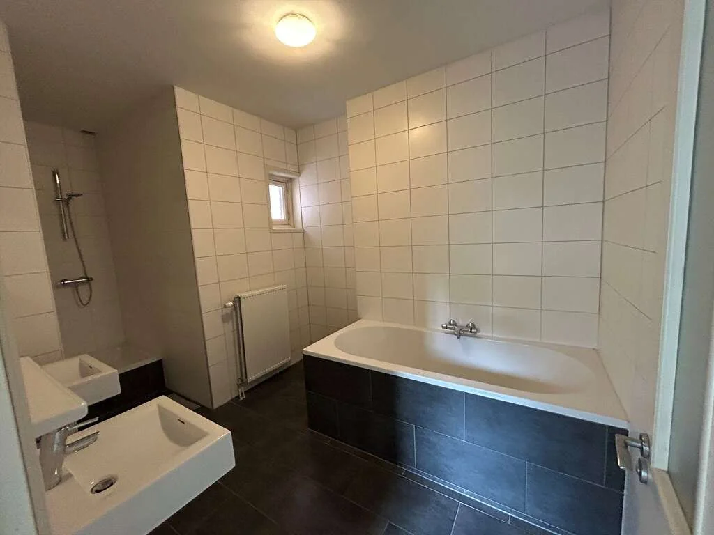 Foto van de Appartement gelegen aan de Roo-Valkstraat in Rotterdam