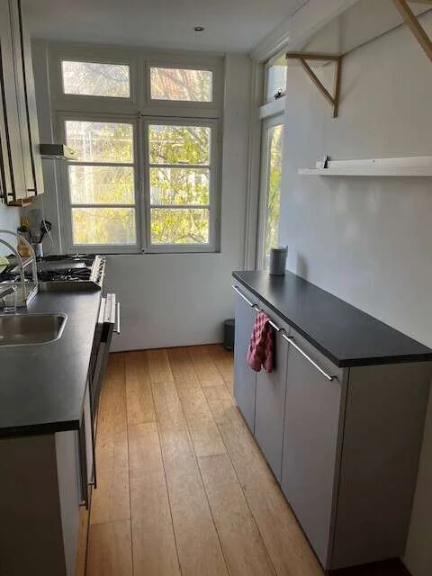 Foto van de Appartement gelegen aan de Haarlemmermeerstraat in Amsterdam