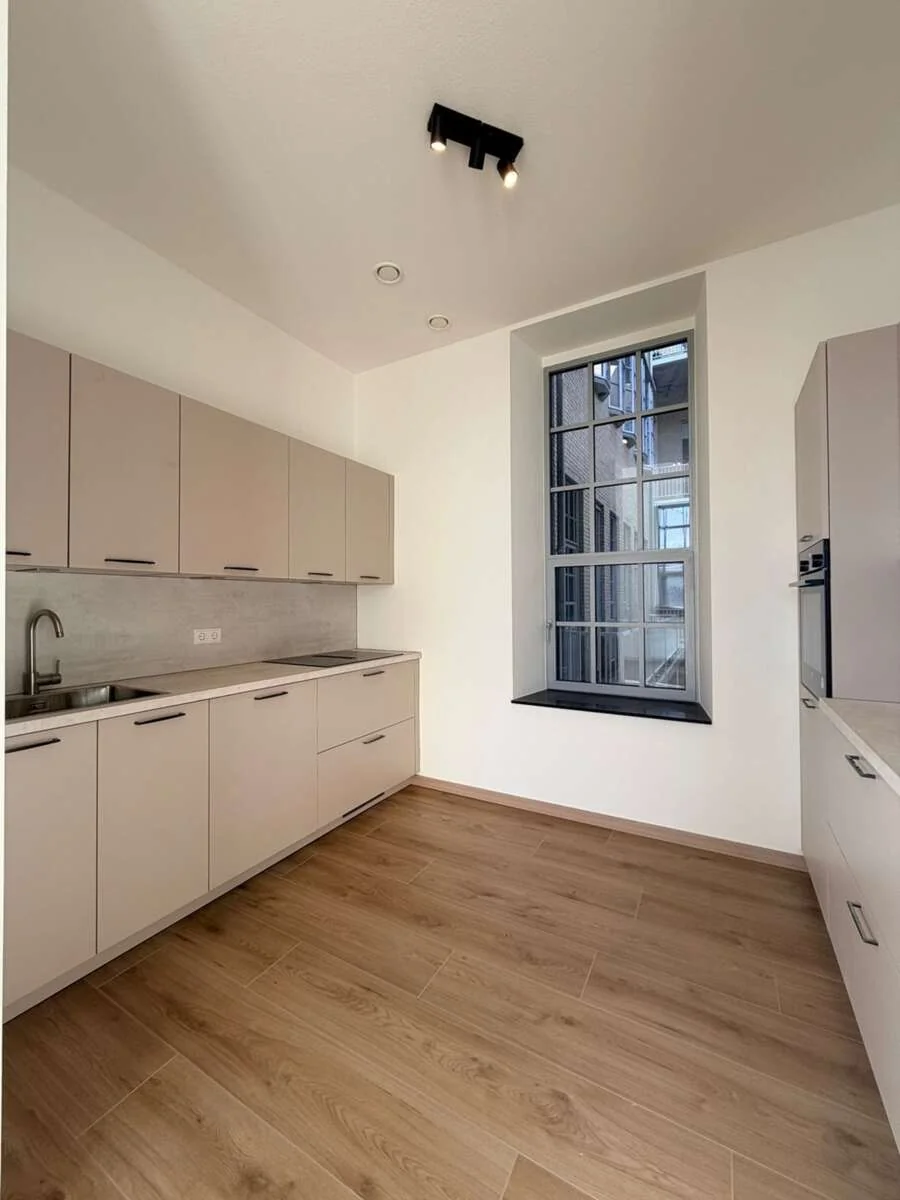 Foto van de Appartement gelegen aan de Leo Lashleylaan in Rotterdam