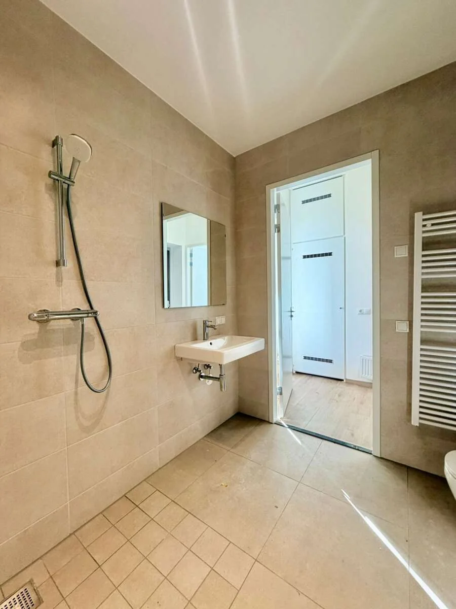 Foto van de Appartement gelegen aan de Leo Lashleylaan in Rotterdam