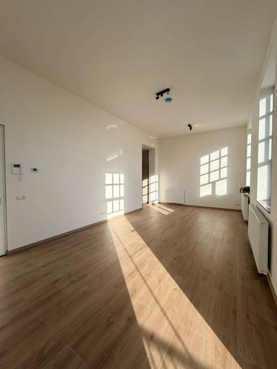 Foto van de Appartement gelegen aan de Leo Lashleylaan in Rotterdam