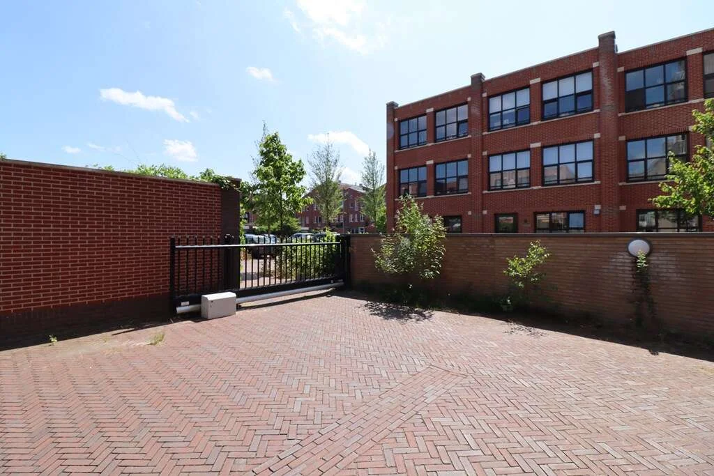 Foto van de Appartement gelegen aan de Paradijsplein in Amsterdam