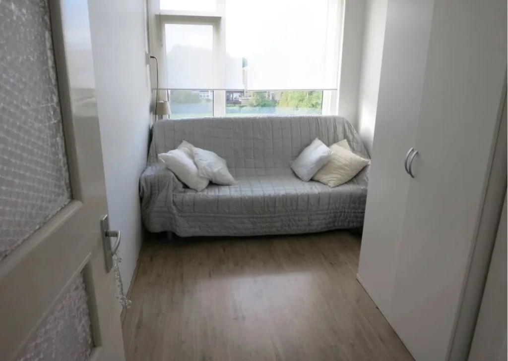 geblurde versie van de foto als achtergrond