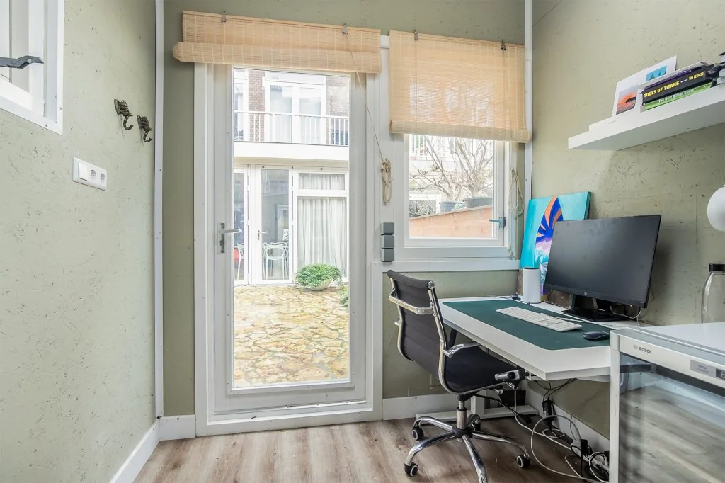 Foto van de Appartement gelegen aan de Curaçaostraat in Amsterdam