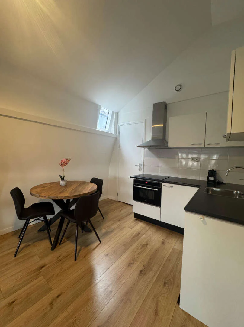 Foto van de Appartement gelegen aan de Middellandplein in Rotterdam