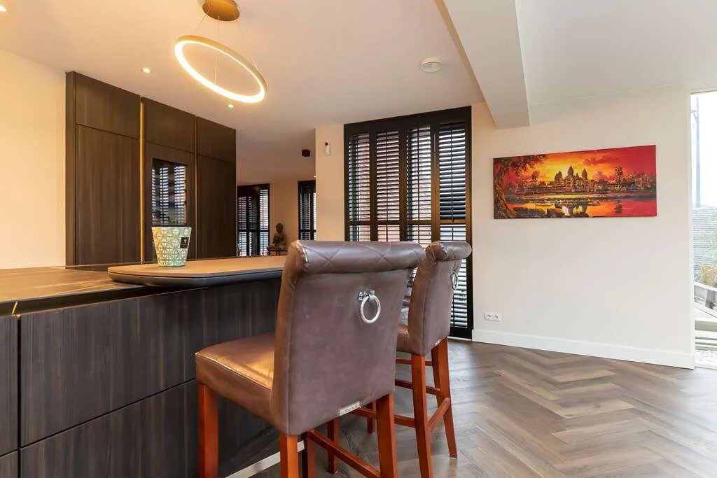 geblurde versie van de foto als achtergrond