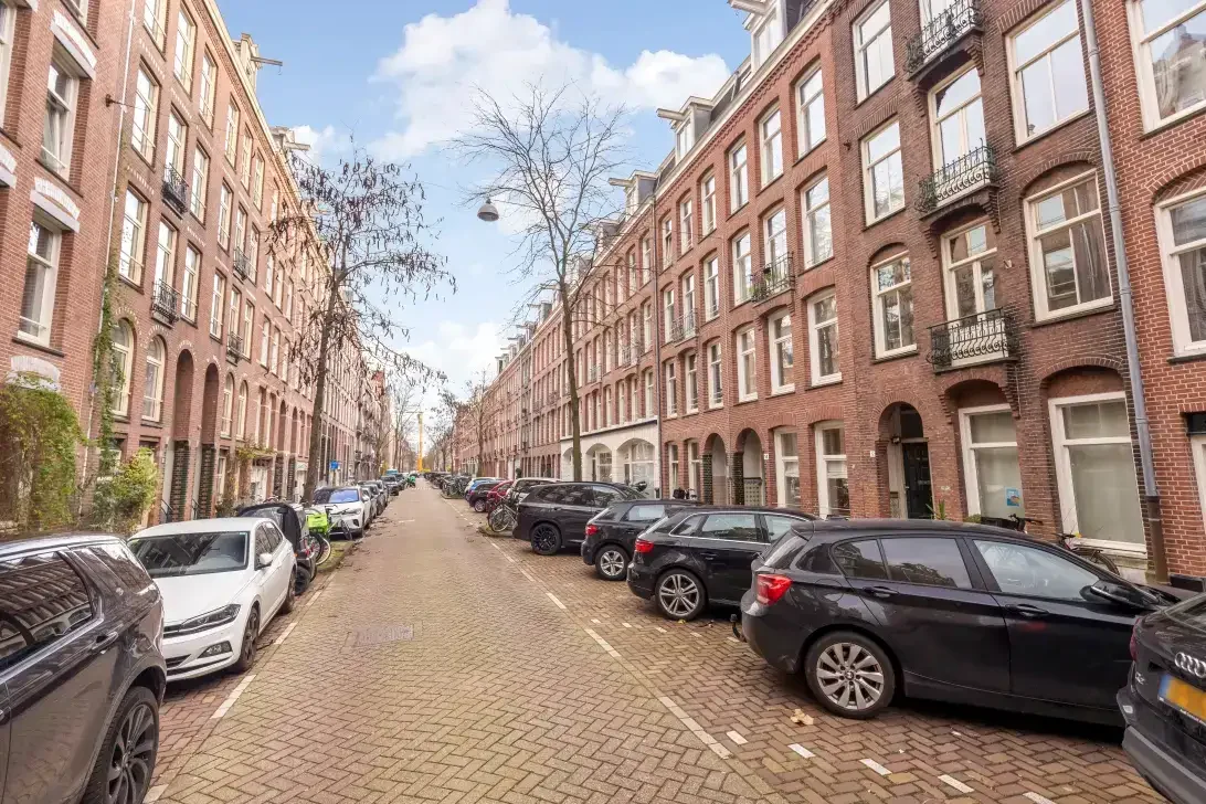 Foto van de Appartement gelegen aan de Van Ostadestraat in Amsterdam
