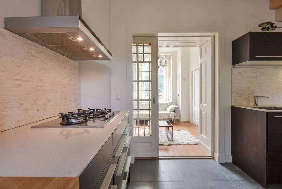 geblurde versie van de foto als achtergrond