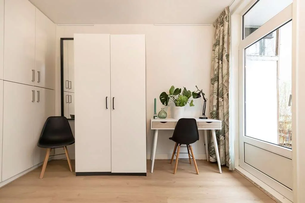 geblurde versie van de foto als achtergrond