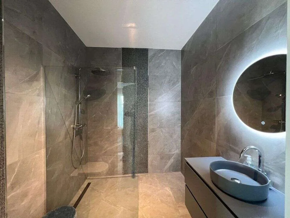 Foto van de Appartement gelegen aan de Haringbuisdijk in Amsterdam