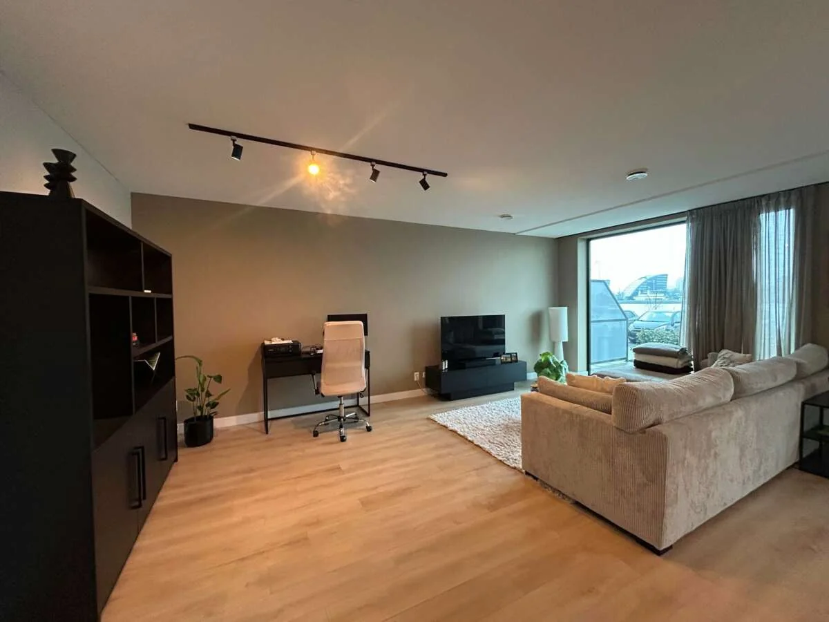 Foto van de Appartement gelegen aan de Pampuskade in Rotterdam