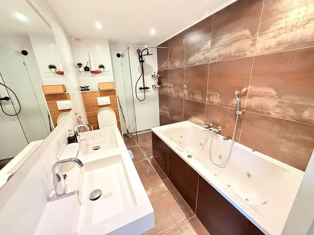 Foto van de Appartement gelegen aan de Loethoelilaan in Amstelveen