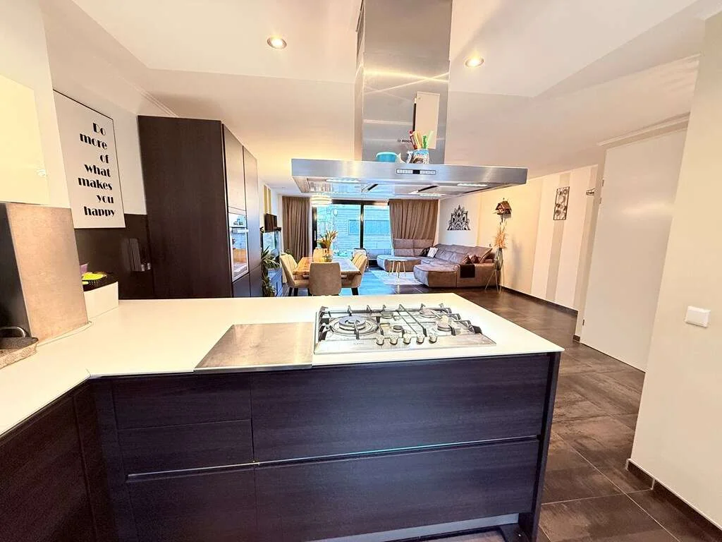 Foto van de Appartement gelegen aan de Loethoelilaan in Amstelveen