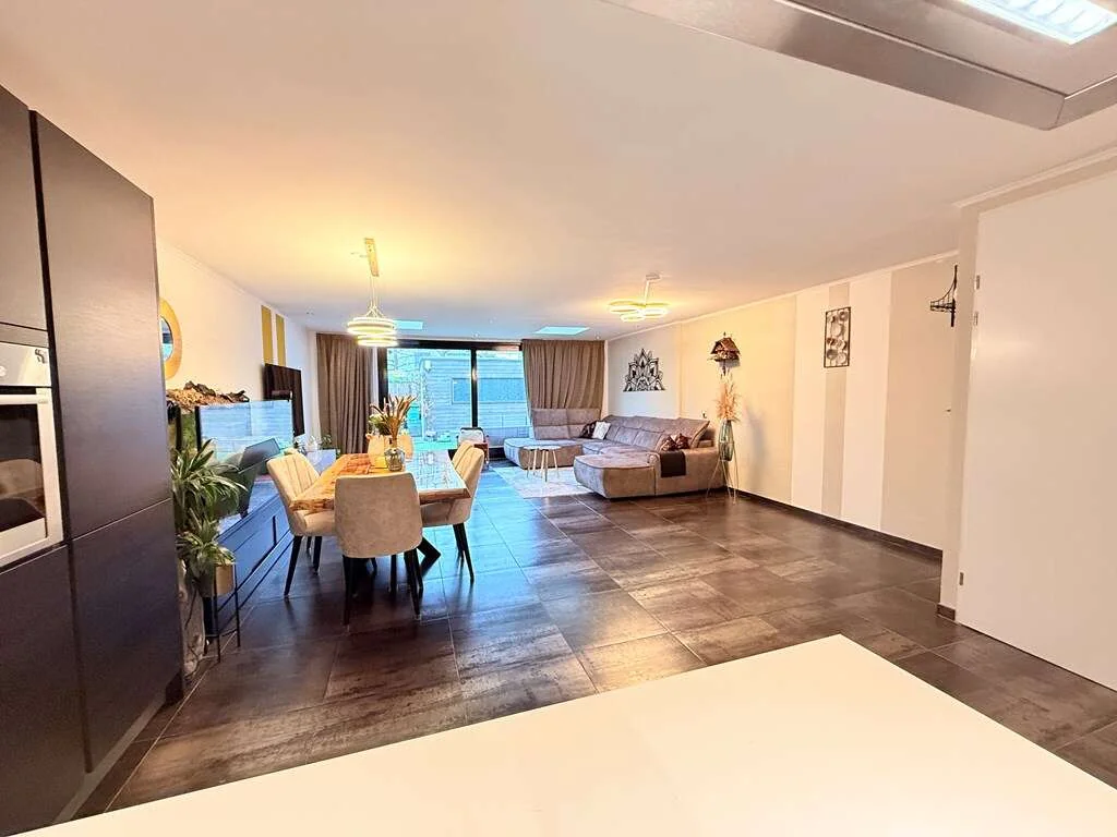 Foto van de Appartement gelegen aan de Loethoelilaan in Amstelveen