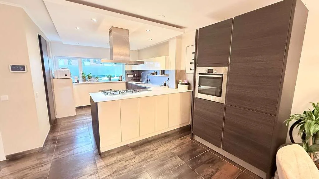 Foto van de Appartement gelegen aan de Loethoelilaan in Amstelveen