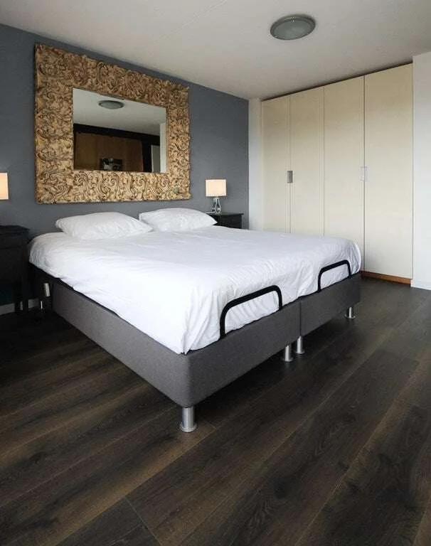 geblurde versie van de foto als achtergrond