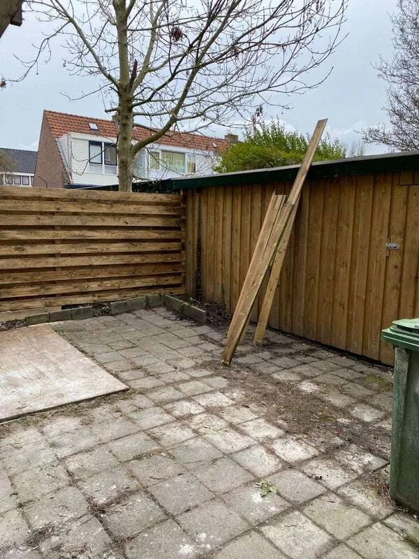 geblurde versie van de foto als achtergrond