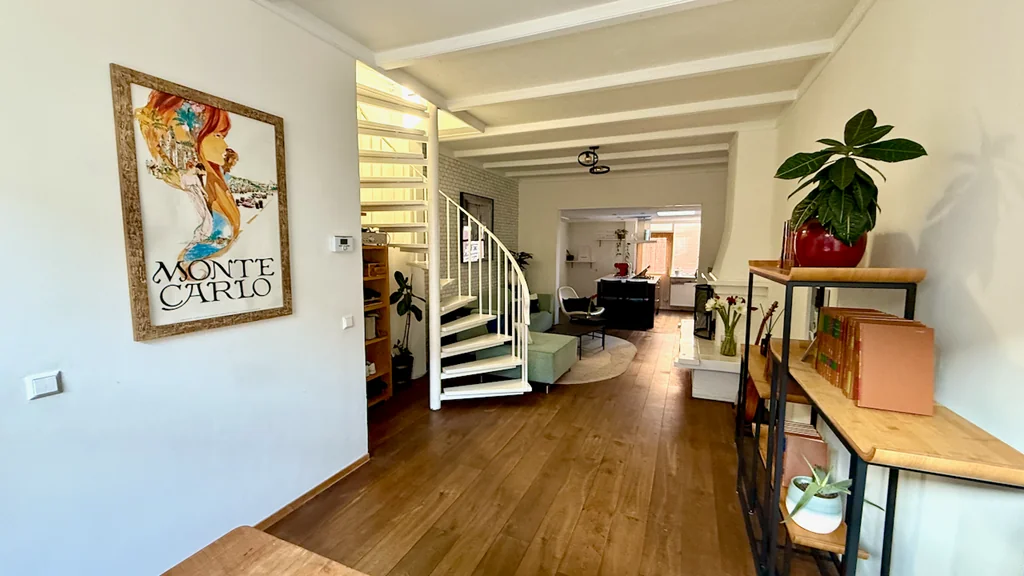 Foto van de Appartement gelegen aan de Kruidentuinen in Den Haag