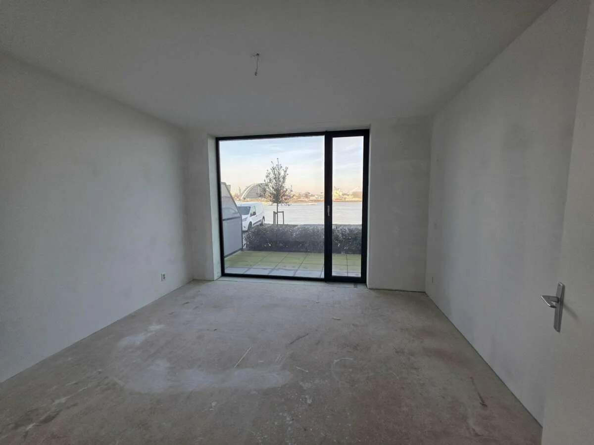 Foto van de Appartement gelegen aan de Pampuskade in Rotterdam