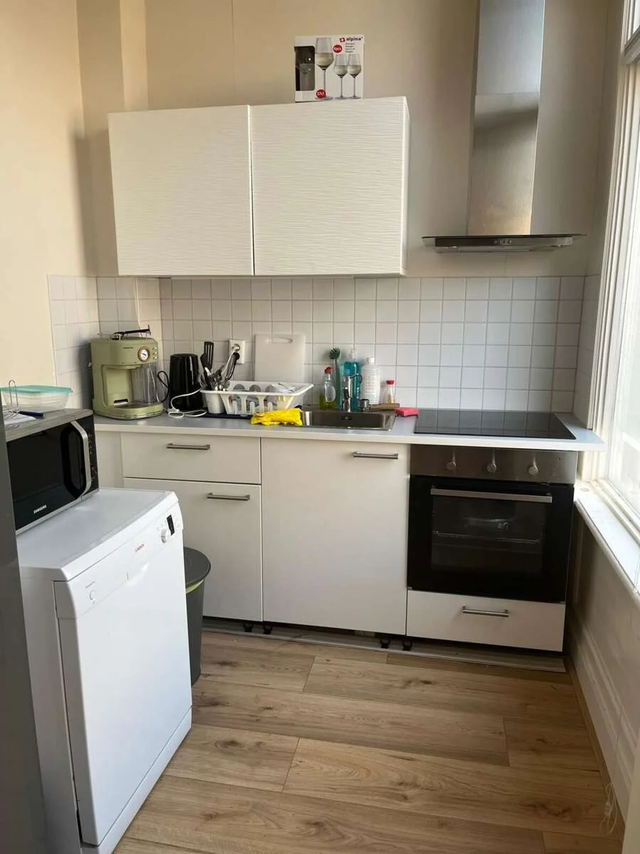 geblurde versie van de foto als achtergrond