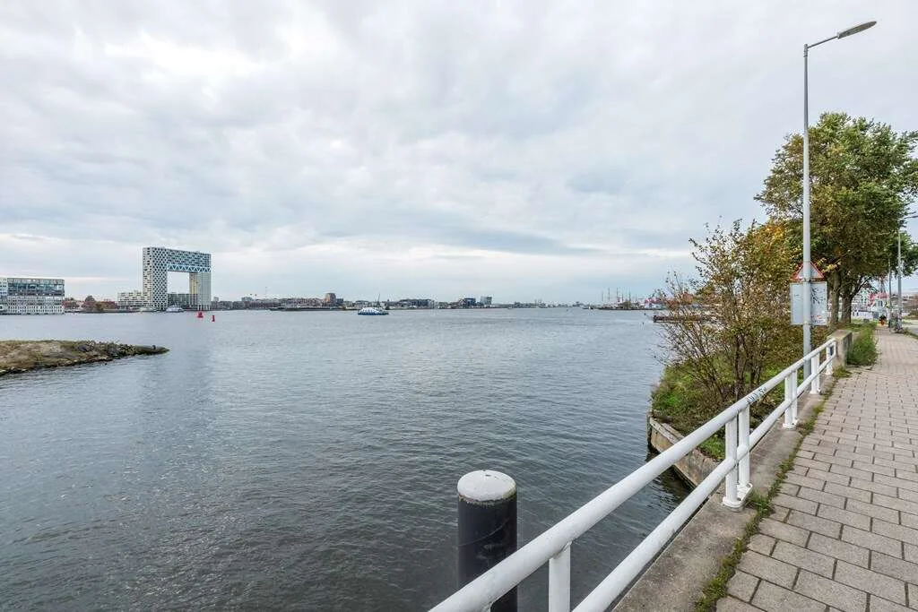 Foto van de Appartement gelegen aan de Grasweg in Amsterdam