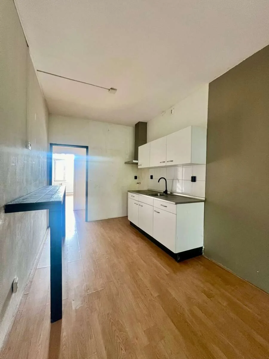 Foto van de Appartement gelegen aan de Joost van Geelstraat in Rotterdam