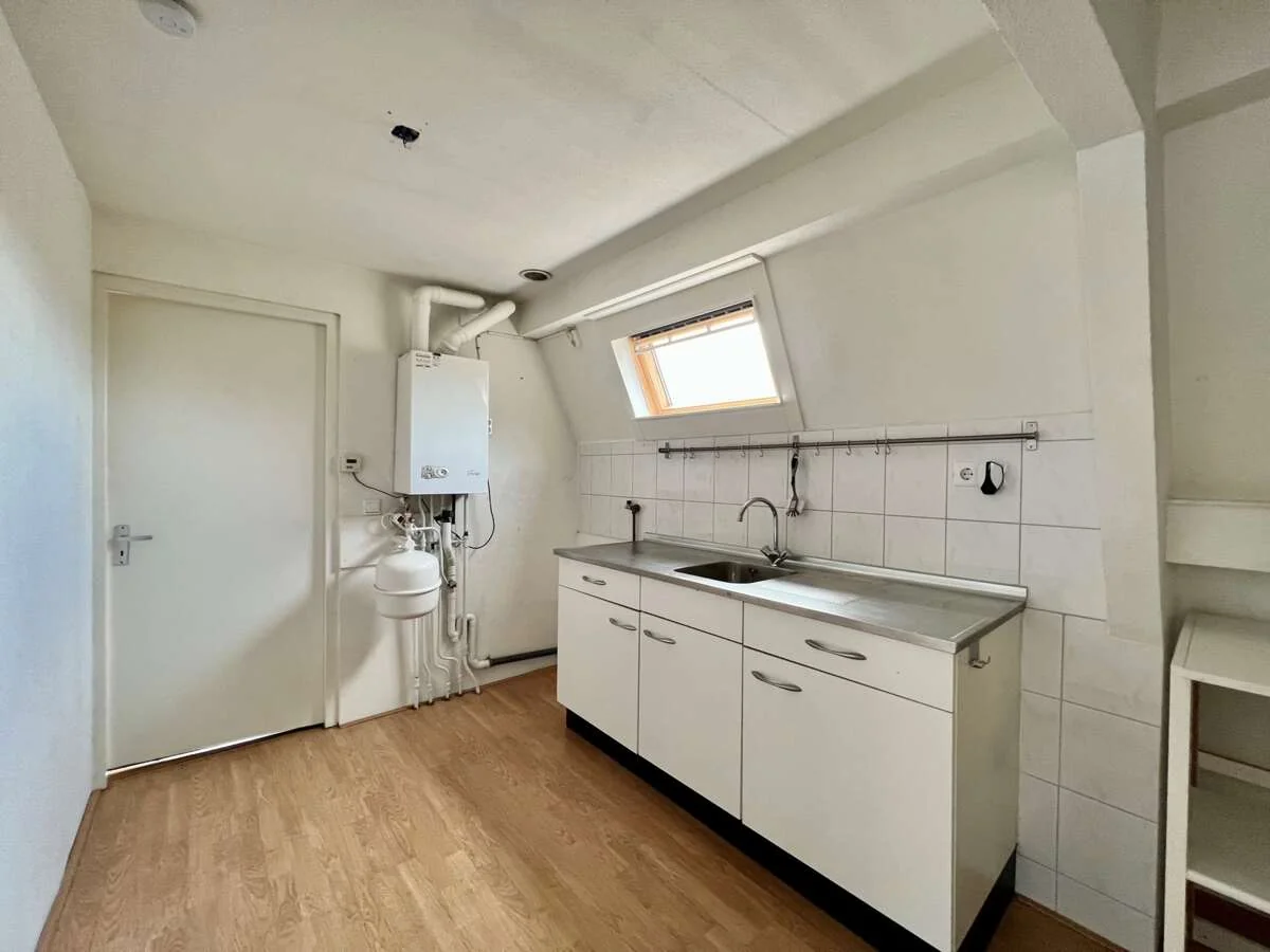 Foto van de Appartement gelegen aan de Joost van Geelstraat in Rotterdam