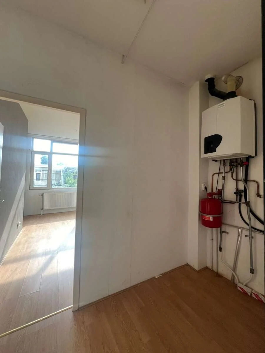 Foto van de Appartement gelegen aan de Joost van Geelstraat in Rotterdam