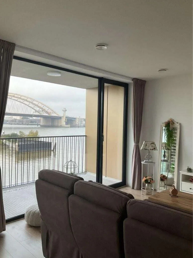 Foto van de Appartement gelegen aan de Pampuskade in Rotterdam