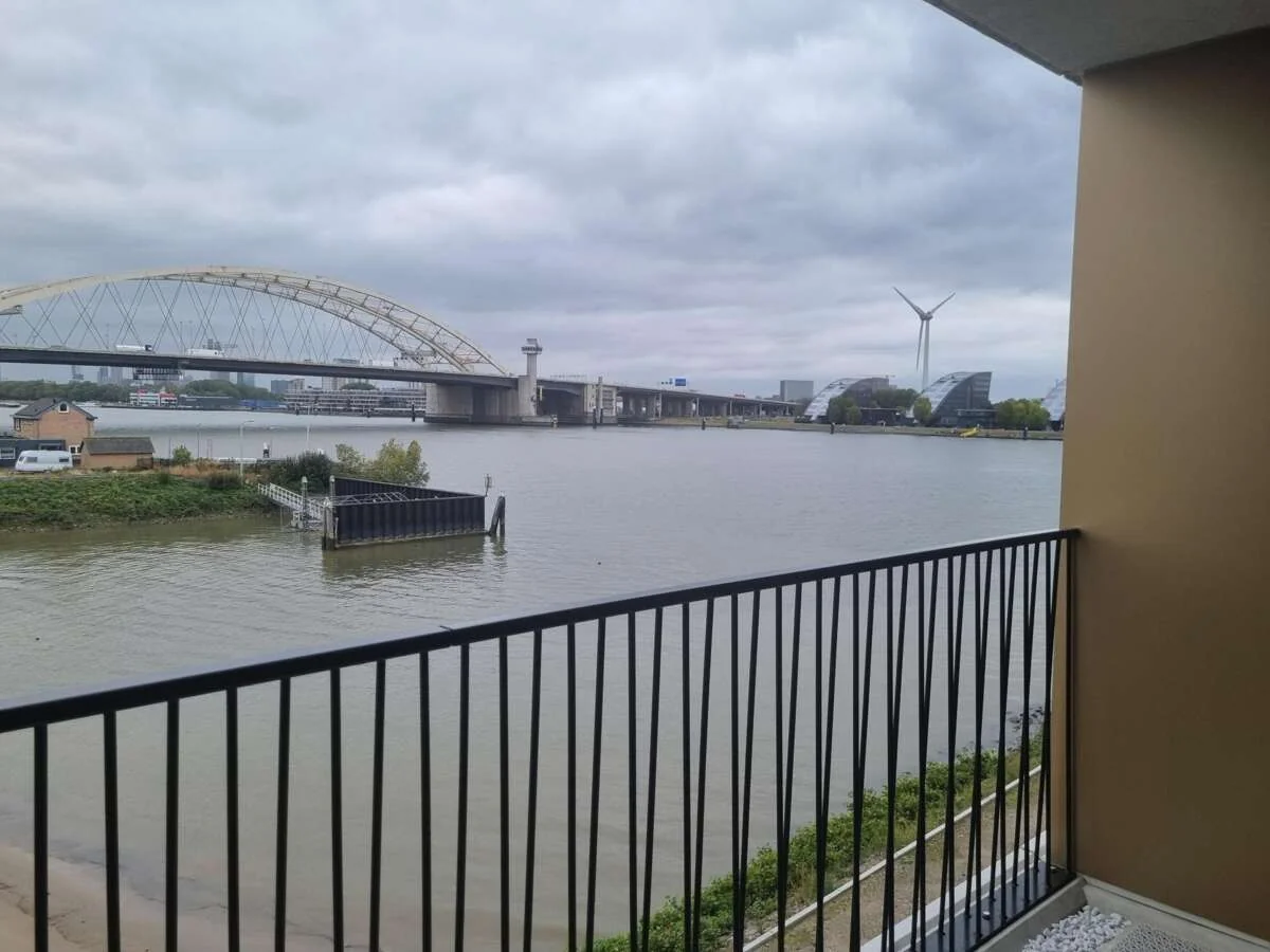 Foto van de Appartement gelegen aan de Pampuskade in Rotterdam