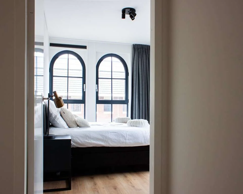 geblurde versie van de foto als achtergrond