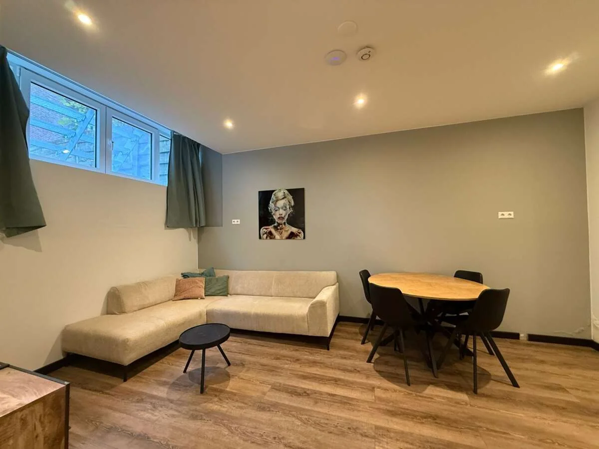 Foto van de Appartement gelegen aan de 's-Gravendijkwal in Rotterdam