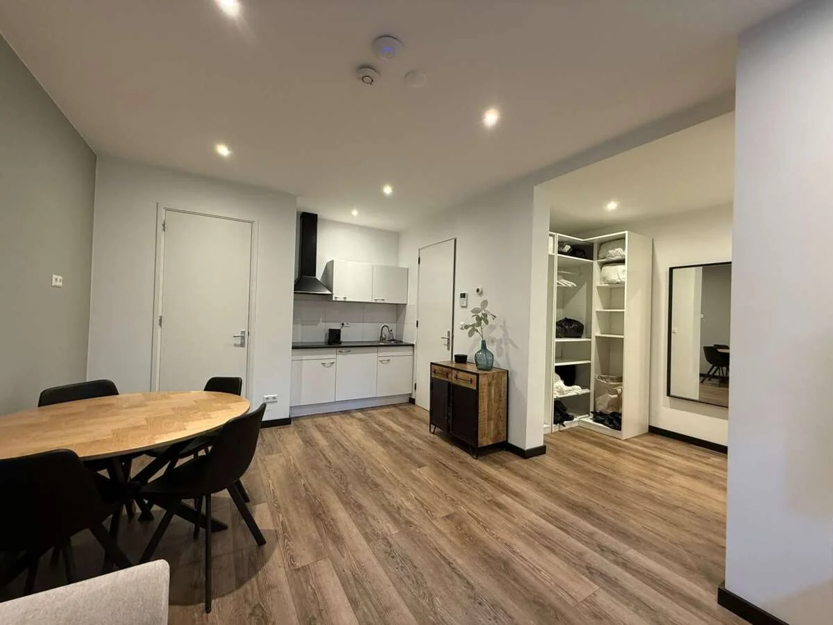 Foto van de Appartement gelegen aan de 's-Gravendijkwal in Rotterdam