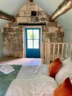 geblurde versie van de foto als achtergrond