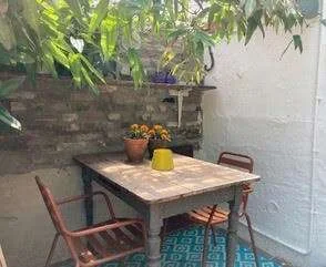 geblurde versie van de foto als achtergrond